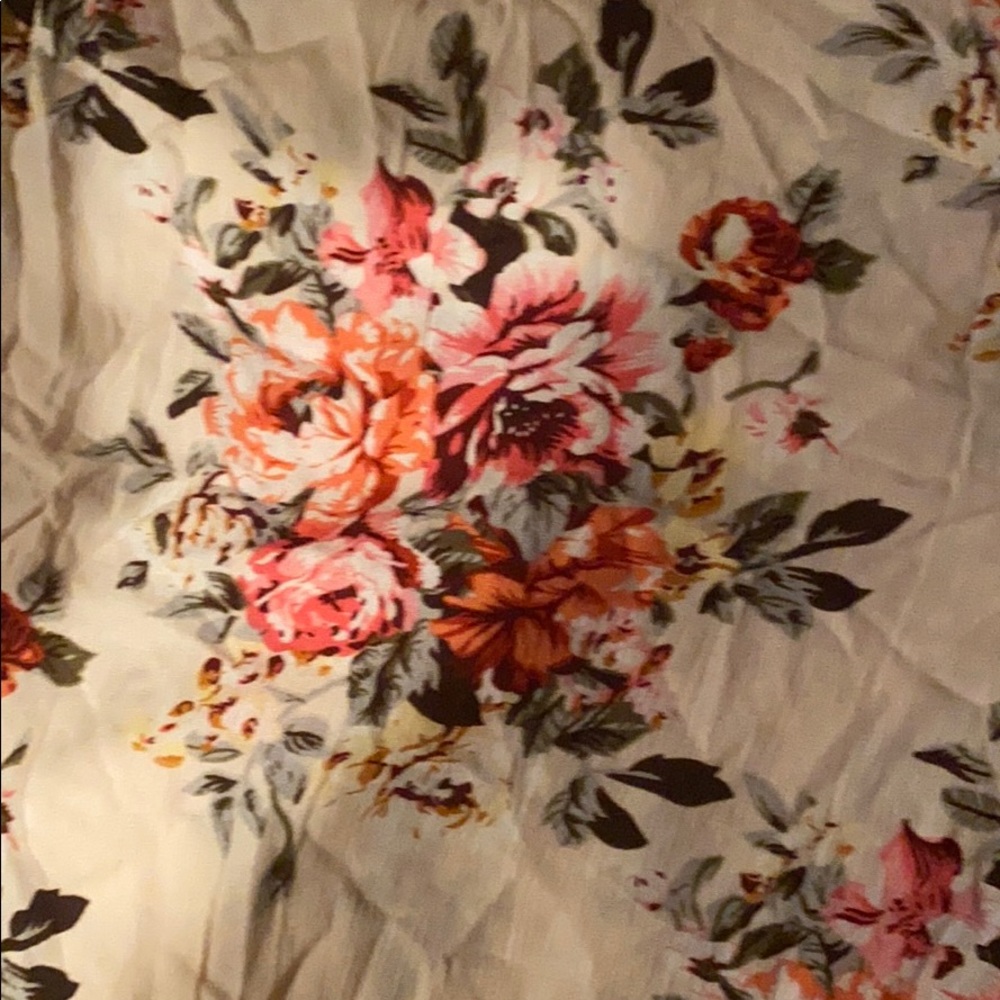 Dress - Picture 6 of 6